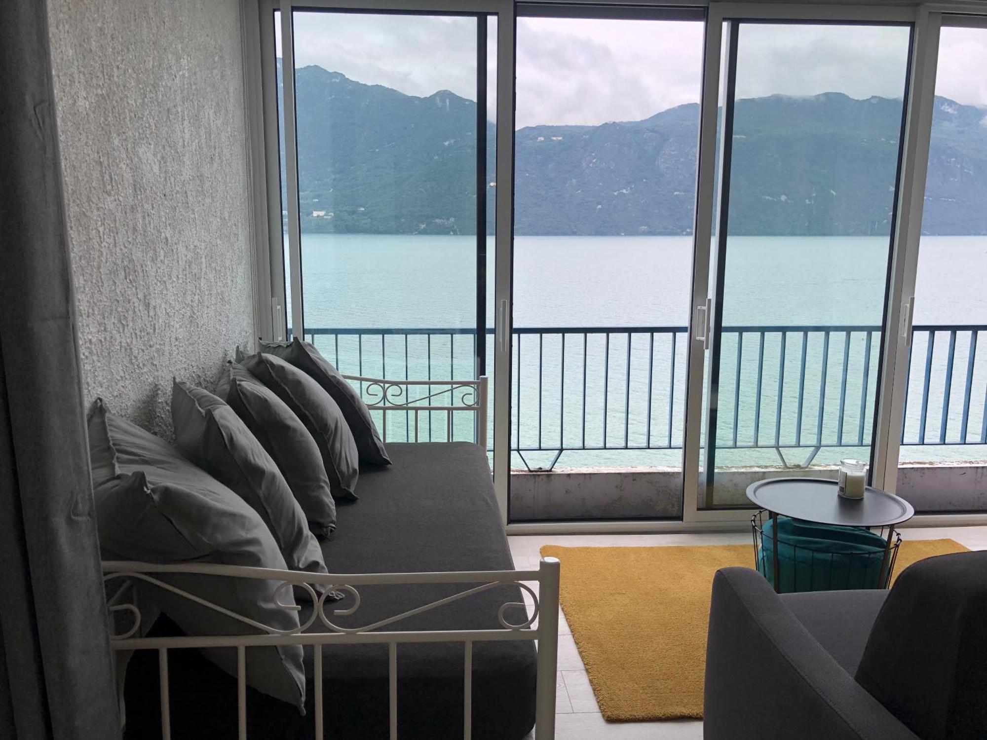 Le Lamartine, Vue Magnifique Face Au Lac Du Bourget Aix-les-Bains Eksteriør bilde